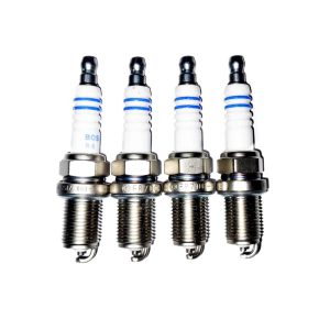 شمع خودرو بوش تک پلاتین پایه کوتاه